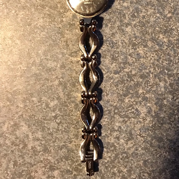 Anne Klein 2 Quartz Watch - Working Condition - Picture 5 of 8